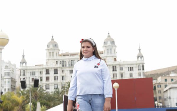 Hoguera Monjas Santa Faz. Candidata infantil 2017