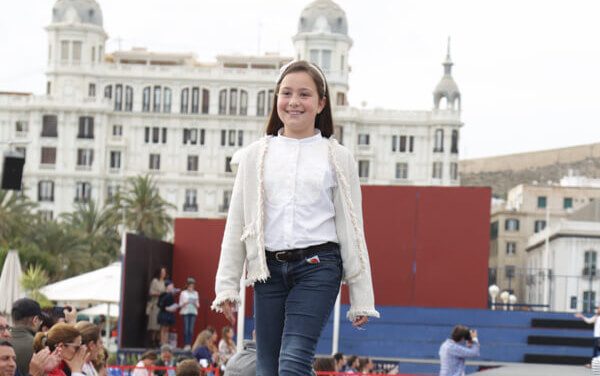 Hoguera Ángeles-Felipe Bergé. Candidata Infantil 2017