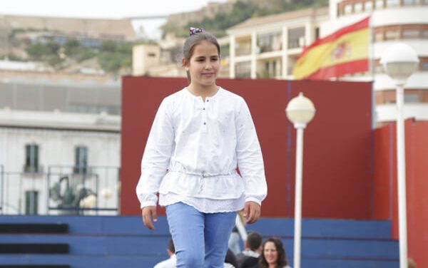 Hoguera Florida-Plaza de la Viña. Candidata Infantil 2017