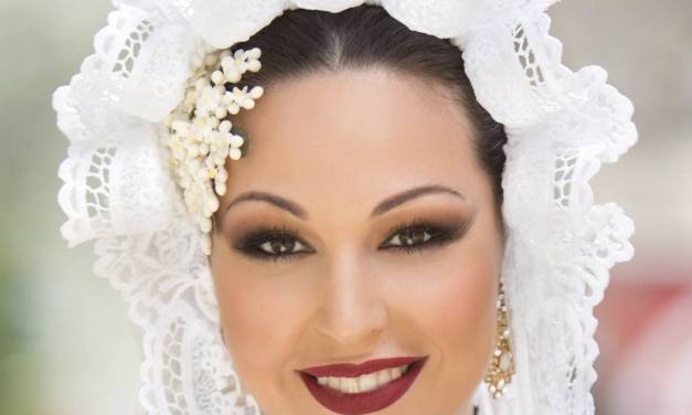 Ana Armengol, candidata 2020 de la Hoguera La Condomina