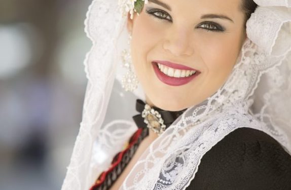 Laura Server, candidata 2018 de la Hoguera Altozano Sur