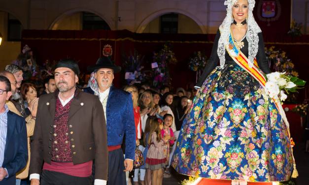 Aleida González se proclama Belleza del Fuego