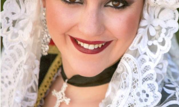 Cynthia Echeverría, candidata 2019 de la Hoguera Via parc-Vistahermosa