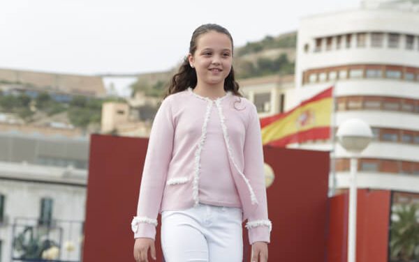 Hoguera Benalúa. Candidata Infantil 2017