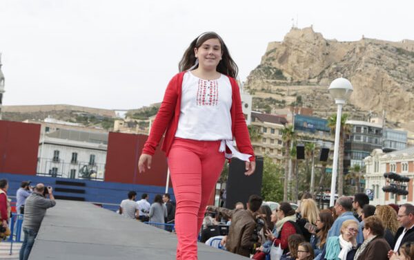 Hoguera Nou Babel. Candidata Infantil 2017