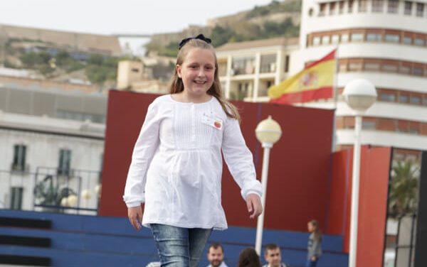 Hoguera Bola de Oro. Candidata Infantil 2017