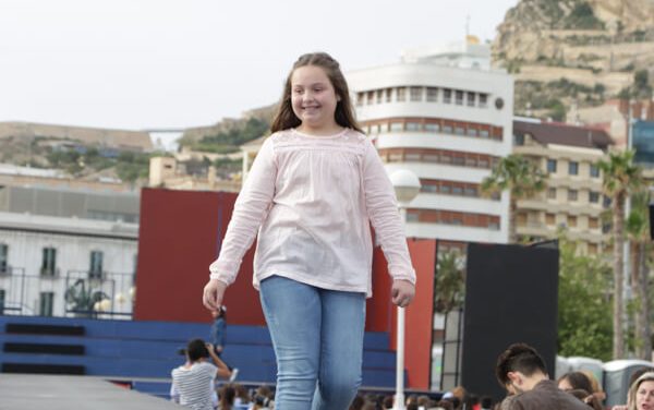 Hoguera Sagrada Familia. Candidata Infantil 2017